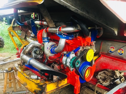 ขายรถเกี่ยวข้าว 390000 พร้อมใช้งาน