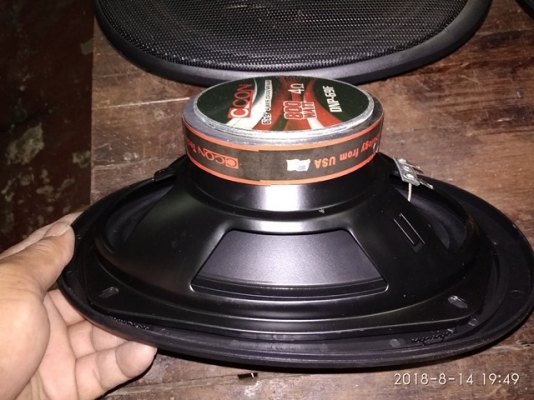 ลำโพง 6*9 เก่าเก็บ ซื้อมายังไม่ได้ใช้ 2กล่อง กล่องละคู่