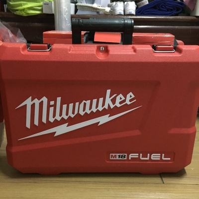 ชุดสว่านไร้สาย Milwaukee 2897-22 มีสว่านกระแทกและสว่านไขควง #2 ชุดสว่านไร้สาย Milwaukee 2897-22 มีสว่านกระแทกและสว่านไขควง #2