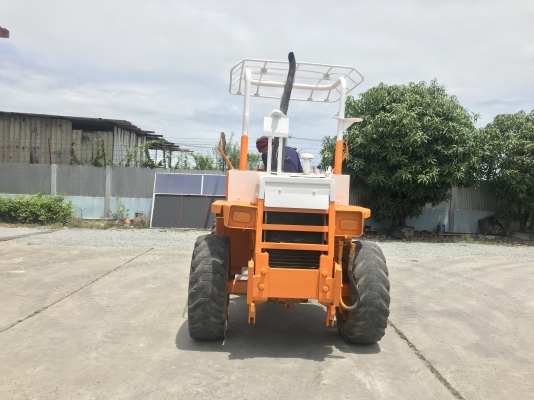 ขายรถตักKOMATSUรุ่น505นำเข้าญี่ปุ่นไม่เคยใช้งานในไทย เอวอ่อน  เครื่องดีเซล4สูบ สภาพดีพร้อมใช้งานมีหลายคัน 081-8302909 จิรโรจน์ Line  :  @J555