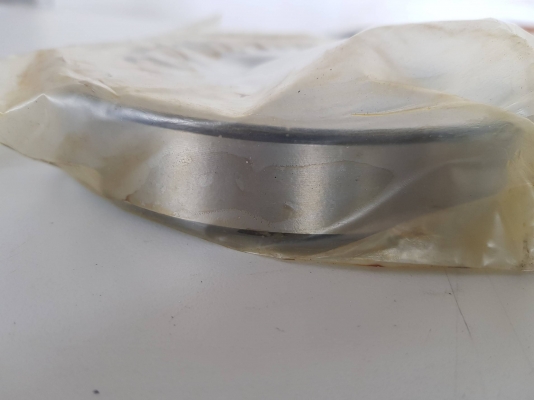 ลูกปืน ยี่ห้อ SKF วงใน 85 วงนอก 130 หนา 23 มือ1 ลูกปืน ยี่ห้อ SKF วงใน 85 วงนอก 130 หนา 23 มือ1