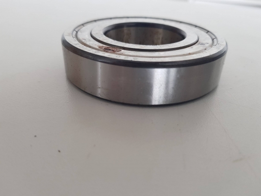 ลูกปืน ยี่ห้อ SKF 6207-2Z/C3 วงใน 35 วงนอก 70 หนา20 มือ1