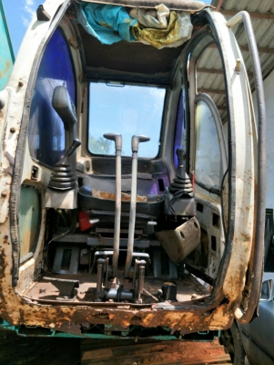 ขายรถแบคโฮ KOBELCO SK200-Vธรรมดา เอกสารเล่ม ราคา 480000