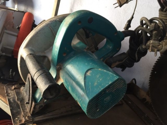 ขายเลื่อยวงเดือน 9นิ้ว MAKITA มือสองครับ ขายเลื่อยวงเดือน 9นิ้ว MAKITA มือสองครับ