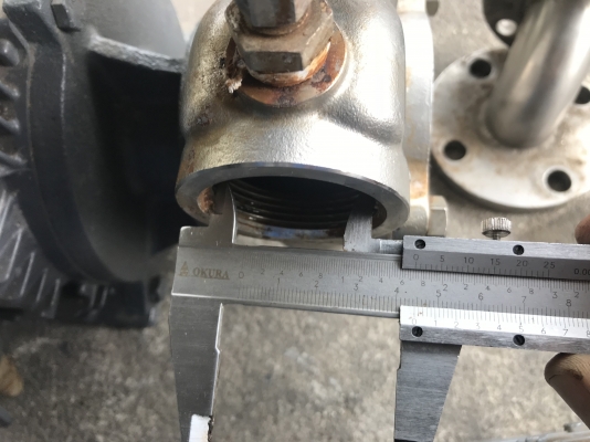 ขายชุดตู้ทำความเย็น พร้อมปั๊มน้ำร้อน Refrigerator dryer &amp; Pump ตู้ Omi 0.11Kw. 220V ไฟบ้าน ปั๊มน้ำขนาด 3.2HP. 380V สภาพสวย พร้อมใช้งาน มี 2ชุดครับ