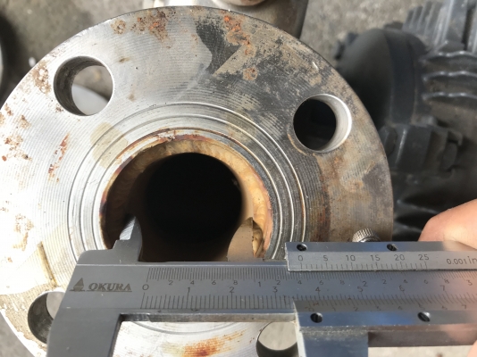 ขายชุดตู้ทำความเย็น พร้อมปั๊มน้ำร้อน Refrigerator dryer &amp; Pump ตู้ Omi 0.11Kw. 220V ไฟบ้าน ปั๊มน้ำขนาด 3.2HP. 380V สภาพสวย พร้อมใช้งาน มี 2ชุดครับ