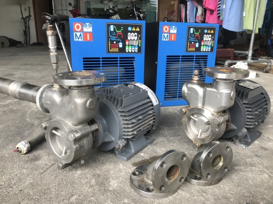 ขายชุดตู้ทำความเย็น พร้อมปั๊มน้ำร้อน Refrigerator dryer &amp; Pump ตู้ Omi 0.11Kw. 220V ไฟบ้าน ปั๊มน้ำขนาด 3.2HP. 380V สภาพสวย พร้อมใช้งาน มี 2ชุดครับ