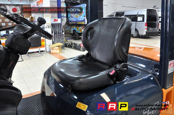 ขายรถโฟล์คลิฟท์มือสอง TOYOTA รุ่น 7FGJ35-10139 นำเข้าจากประเทศญี่ปุ่น 100\% ไม่เคยใช้งานในไทย ขายรถโฟล์คลิฟท์มือสอง TOYOTA รุ่น 7FGJ35-10139 นำเข้าจากประเทศญี่ปุ่น 100\% ไม่เคยใช้งานในไทย