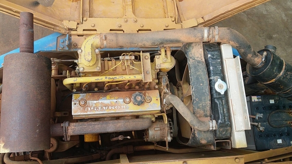 ขาย 225,000 KOMATSU pc 60-5  พร้อมไลหัวเจาะ เครื่องดี ปั๊มแรง เอวแน่น ช่วงล่างดี โซ่หนา รถสภาพพร้อมใช้งาน  รถอยู่ ขอนแก่น 064-191-1112