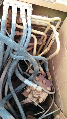 ขาย 225,000 KOMATSU pc 60-5  พร้อมไลหัวเจาะ เครื่องดี ปั๊มแรง เอวแน่น ช่วงล่างดี โซ่หนา รถสภาพพร้อมใช้งาน  รถอยู่ ขอนแก่น 064-191-1112