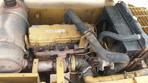 ขาย  890,000 CAT 330 C ไฟฟ้าครบ เครื่องดี ปั๊มแรง  เอวแน่น ช่วงล่างเต็ม รถสวยพร้อมใช้ เอกสารแจ้งจำหน่าย  รถอยู่ ขอนแก่น 090-772-3710 090-772-3708