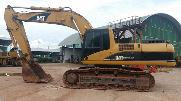 ขาย  890,000 CAT 330 C ไฟฟ้าครบ เครื่องดี ปั๊มแรง  เอวแน่น ช่วงล่างเต็ม รถสวยพร้อมใช้ เอกสารแจ้งจำหน่าย  รถอยู่ ขอนแก่น 064-191-1112