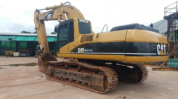 ขาย  890,000 CAT 330 C ไฟฟ้าครบ เครื่องดี ปั๊มแรง  เอวแน่น ช่วงล่างเต็ม รถสวยพร้อมใช้ เอกสารแจ้งจำหน่าย  รถอยู่ ขอนแก่น 064-191-1112