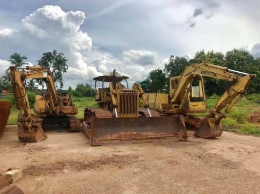 ขายเหมายกแพ็ค 3 คัน 390,000 บาท 1.KOMATSU pc60-5 2.KOMATSU pc40-3 3.แทรคเตอร์ D50-P ของดีราคาถูกรีบๆๆเลย ขายแยกก็ขายครับ รถอยู่ อุดรธานี 064-191-1112 ขายเหมายกแพ็ค 3 คัน 390,000 บาท 1.KOMATSU pc60-5 2.KOMATSU pc40-3 3.แทรคเตอร์ D50-P ของดีราคาถูกรีบๆๆเลย ขายแยกก็ขายครับ รถอยู่ อุดรธานี 064-191-1112