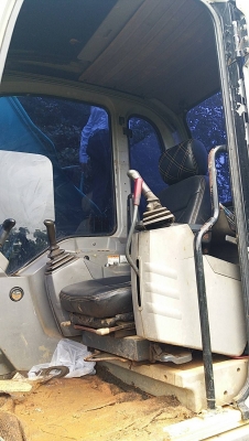 ขาย 890,000 KOBELCO SK 200-6 yn 07 ไฟฟ้าครบ เครื่องดี ปั้มแรง เอวแน่น ช่วงล่างเต็ม เอกสารอินวอยทร์ รถสวยพร้อมใช้ รถอยู่ จันทบุรี 064-191-1112 ขาย 890,000 KOBELCO SK 200-6 yn 07 ไฟฟ้าครบ เครื่องดี ปั้มแรง เอวแน่น ช่วงล่างเต็ม เอกสารอินวอยทร์ รถสวยพร้อมใช้ รถอยู่ จันทบุรี 064-191-1112