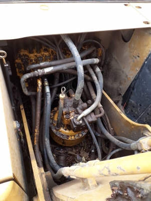 ขาย 1,350,000 CAT 320 D JAPAN ปี 2010 เล่มทะเบียน ทำงาน 16,000 ชม. ไฟฟ้าครบ เครื่องดี ปั้มแรง เอวแน่น ช่วงล่างแน่น รภสวยพร้อมใช้ รถอยู่ อยุธยา 064-191-1112