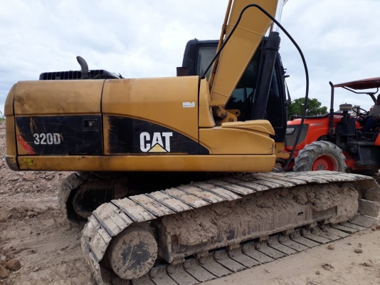 ขาย 1,350,000 CAT 320 D JAPAN ปี 2010 เล่มทะเบียน ทำงาน 16,000 ชม. ไฟฟ้าครบ เครื่องดี ปั้มแรง เอวแน่น ช่วงล่างแน่น รภสวยพร้อมใช้ รถอยู่ อยุธยา 064-191-1112