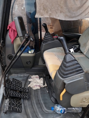 ขาย 1,350,000 CAT 320 D JAPAN ปี 2010 เล่มทะเบียน ทำงาน 16,000 ชม. ไฟฟ้าครบ เครื่องดี ปั้มแรง เอวแน่น ช่วงล่างแน่น รภสวยพร้อมใช้ รถอยู่ อยุธยา 064-191-1112