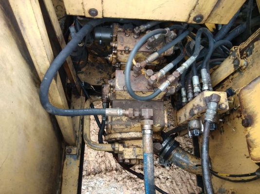 ขาย 550,000 KOMATSU pc 120-5 ไฟฟ้าครบ เครื่องดี ปั้มแรง เอวแน่น ช่วงล่างเต็ม เอกสารอินวอยทร์ รถสวยพร้อมใช้ รถอยู่ บุรีรัมย์ 064-191-1112