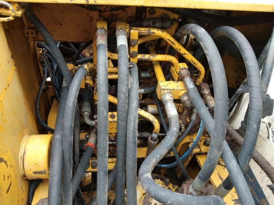 ขาย 550,000 KOMATSU pc 120-5 ไฟฟ้าครบ เครื่องดี ปั้มแรง เอวแน่น ช่วงล่างเต็ม เอกสารอินวอยทร์ รถสวยพร้อมใช้ รถอยู่ บุรีรัมย์ 064-191-1112