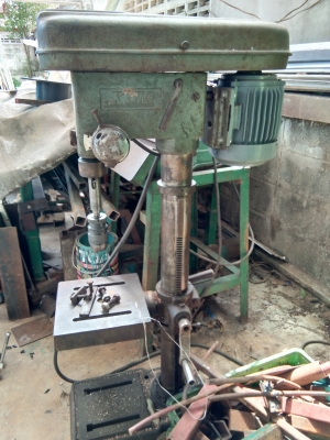 สว่านแท่น คิง