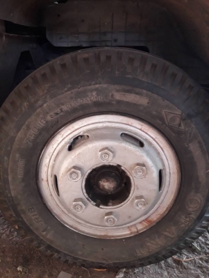 ISUZU NPR 115