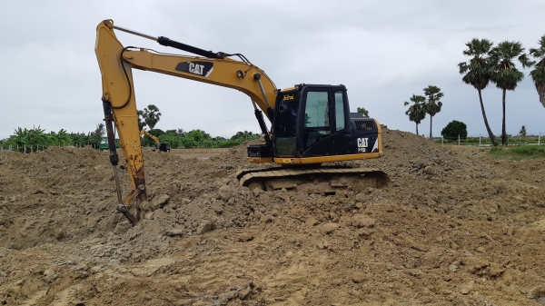 CAT312D2รถสวยมือเดียวป้ายแดงไฟฟัาครบแอรเย็นเอกสารพร้อมโอน