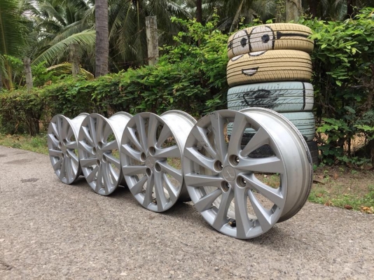 ขายล้อแม็ก Mitsubishi Attrage รุ่น Top ขอบ 15 4 ล้อ ราคา 3,500 บาท ขายล้อแม็ก Mitsubishi Attrage รุ่น Top ขอบ 15 4 ล้อ ราคา 3,500 บาท