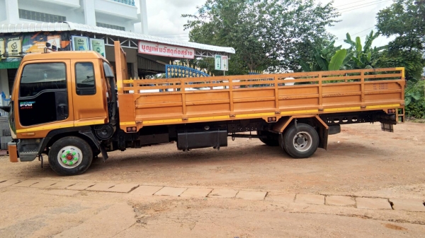 ขายอีซูซุเดกก้า ประกอบ เครื่อง 240 แรง เทอร์โบอินเตอร์
