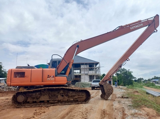 ขายด่วน แบ็คโฮ ZX200-1 บูมยาว PC200 สภาพพร้อมใช้งาน