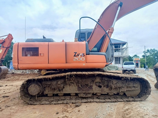 ขายด่วน แบ็คโฮ ZX200-1 บูมยาว PC200 สภาพพร้อมใช้งาน