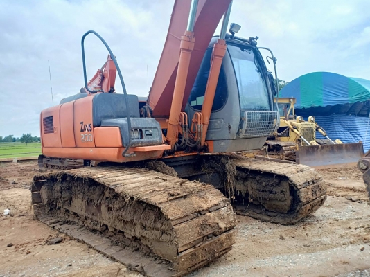 ขายด่วน แบ็คโฮ ZX200-1 บูมยาว PC200 สภาพพร้อมใช้งาน