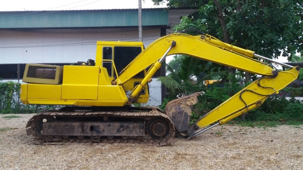 ขาย pc 120-3 คอนโทนน้ำมัน บุ๋งกี๋ไม่มีดังแน่นๆเลยคับ