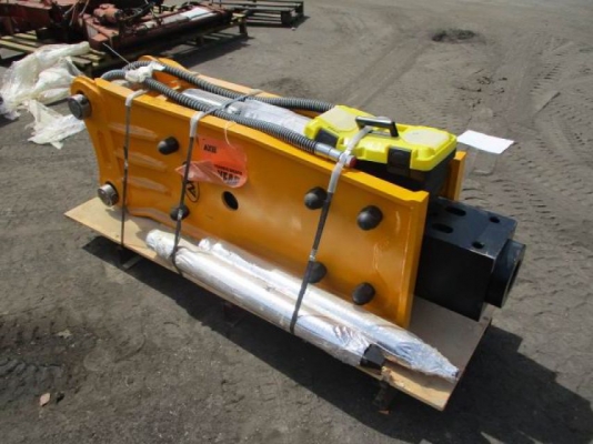 ขายหัวกระแทกขนาด100-120 ยี่ห้อ AXB รุ่น BRK100 (ของใหม่) ได้เข็มเจาะ 2 อัน