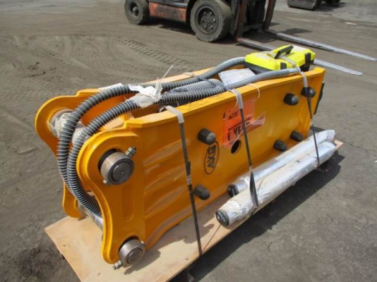 ขายหัวกระแทกขนาด100-120 ยี่ห้อ AXB รุ่น BRK100 (ของใหม่) ได้เข็มเจาะ 2 อัน