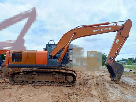 ขายด่วน แบคโฮ HITACHI ZX200-5G สภาพดี พร้อมใช้งาน ติดต่อ 085-2277316
