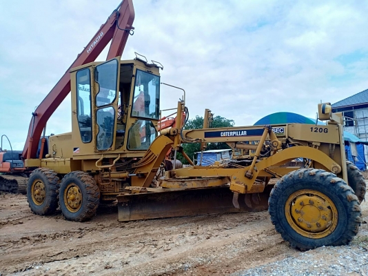 ขายด่วน รถเกรด MITSUBISHI  MG100 สภาพดี พร้อมใช้งาน ติดต่อ 085-2277316