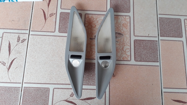 ไฟส่องสว่างภายในรถ ด้านหลัง BMW E39