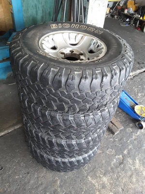 Max + Maxxis MT 31-10.5-15 ปี12 สภาพดี 1ชุด