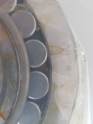 ลูกปืน ยี่ห้อ SKF 21317 วงใน 85 วงนอก 175 หนา 40