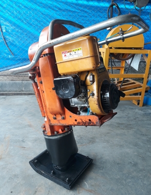 เครื่องตบดินแบบกระโดด(มือสองญี่ปุ่น) ขอบคุณลูกค้าทางรังสิตนะครับส่งสินค้าเรียบร้อยแล้วนะครับ