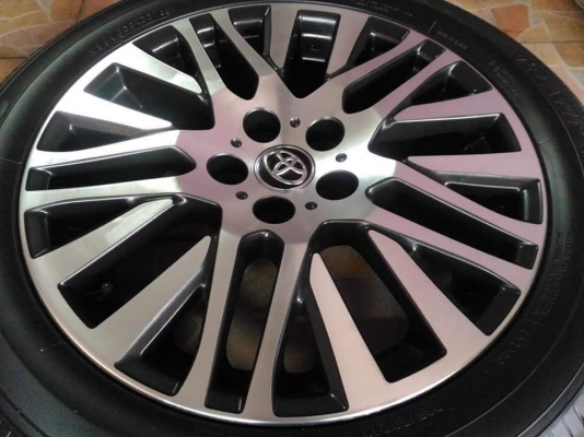 ล้อแท้ Toyota Alphard Vellfire ขอบ 18 พร้อมยาง Toyo Tranpath R30 235 50 18 ผลิตปี 2016 สภาพสวยๆ ขายถ