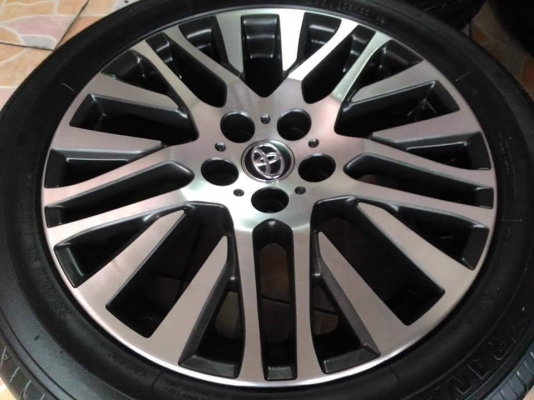 ล้อแท้ Toyota Alphard Vellfire ขอบ 18 พร้อมยาง Toyo Tranpath R30 235 50 18 ผลิตปี 2016 สภาพสวยๆ ขายถ
