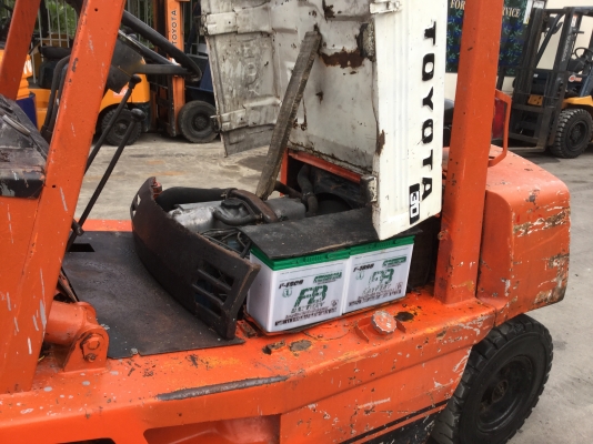 อาร์ ซี เอช โฟรคลิฟท์ ขาย โตโยต้า รุ่น 4 เครื่องดีเซล 2.5 ตัน