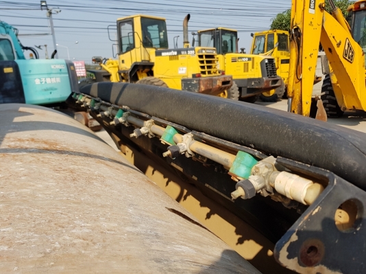 ขายรถบดอัดสั่นสะเทือน Ingersoll Rand DD-112 นำเข้าจาก USA ไม่เคยใช้งานในไทย ขายรถบดอัดสั่นสะเทือน Ingersoll Rand DD-112 นำเข้าจาก USA ไม่เคยใช้งานในไทย