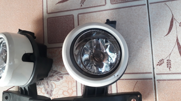 ไฟตัดหมอก TOYOTA HIACE commuter แท้