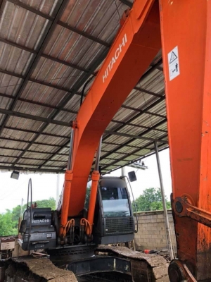 ขาย 1,190,000  HITACHI ZX 350-3G เล่มทะเบียน  ทำงาน 17,xxx ชม. เครื่องดี ปั้มแรง โช่หนา เอวแน่น ไฟฟ้าครบ รถพร้อมใช้งาน รถอยู่ เพชรบูรณ์   064-191-1112