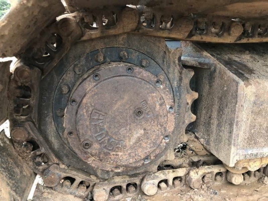 ขาย 985,000 KOMATSU pc 130-6 K สภาพเก่านอก 1 ปี 8,xxx ชั่วโมง บูมอามยาวพิเศษ  เครื่อง ขมิ้น มีลายหัวเจาะ เครื่องดี ปั้มแรง โซ่หนา เอวแน่น ไฟฟ้าครบ สภาพพร้อมใช้ เอกสารอินวอยทร์ รถอยู่ นครปฐม 090-772-3710 090-772-3708