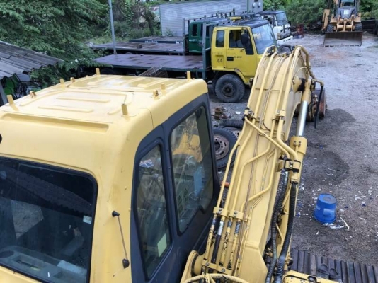 ขาย 985,000 KOMATSU pc 130-6 K สภาพเก่านอก 1 ปี 8,xxx ชั่วโมง บูมอามยาวพิเศษ  เครื่อง ขมิ้น มีลายหัวเจาะ เครื่องดี ปั้มแรง โซ่หนา เอวแน่น ไฟฟ้าครบ สภาพพร้อมใช้ เอกสารอินวอยทร์ รถอยู่ นครปฐม 090-772-3710 090-772-3708
