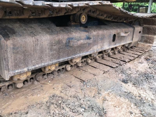 ขาย 985,000 KOMATSU pc 130-6 K สภาพเก่านอก 1 ปี 8,xxx ชั่วโมง บูมอามยาวพิเศษ  เครื่อง ขมิ้น มีลายหัวเจาะ เครื่องดี ปั้มแรง โซ่หนา เอวแน่น ไฟฟ้าครบ สภาพพร้อมใช้ เอกสารอินวอยทร์ รถอยู่ นครปฐม 064-191-1112